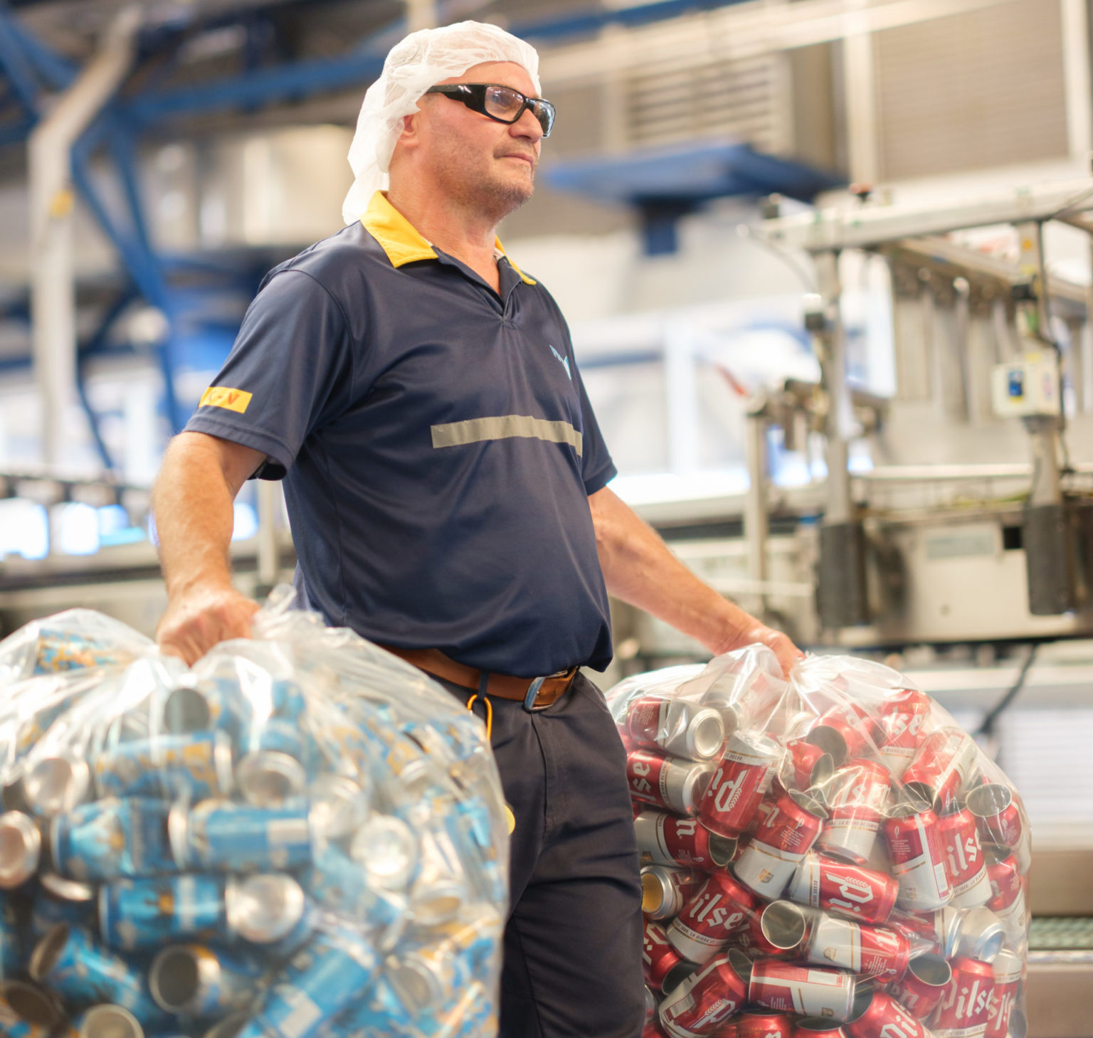 Imagen principal del artículo: FIFCO impulsa la economía circular al recuperar el 100% del tonelaje de plástico colocado en el mercado
