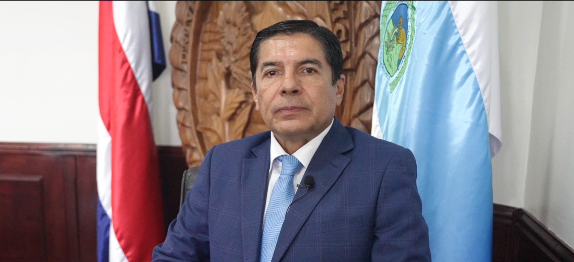 Imagen principal del artículo: Integrante del Consejo Universitario de la UCR pide la renuncia del rector Carlos Araya