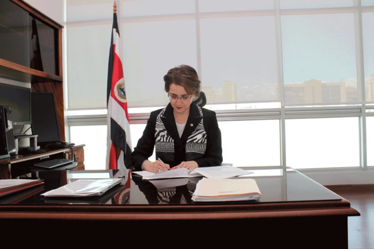 Magistrada de Sala IV ordena nuevas audiencias en acción contra la norma técnica sobre aborto terapéutico