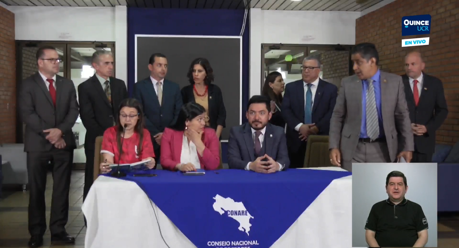 Imagen principal del artículo: Jerarcas del Ejecutivo abandonan conferencia de prensa del FEES ante críticas de representante estudiantil