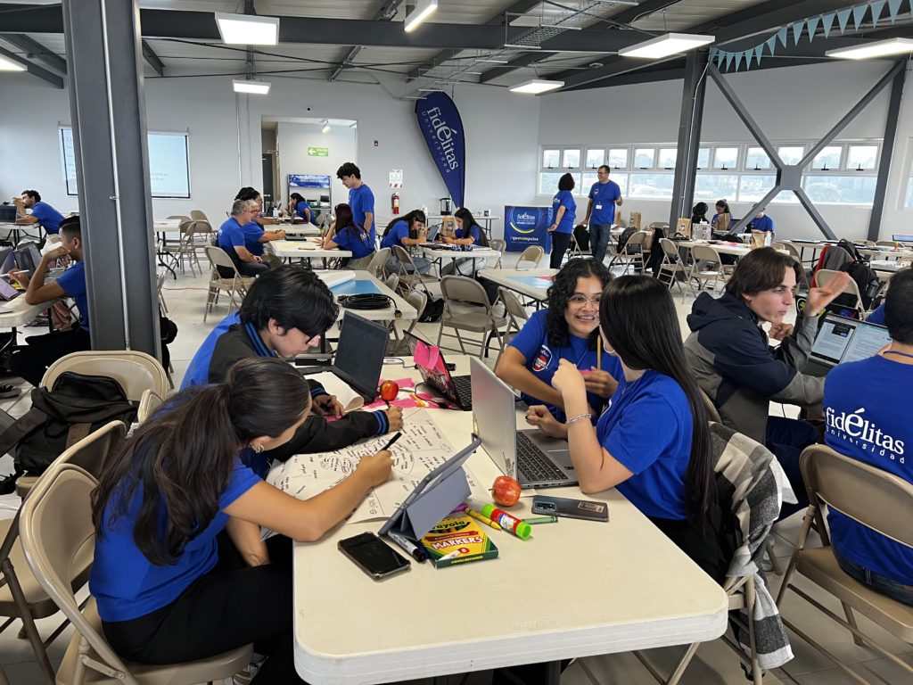 Imagen principal del artículo: 20 de junio vence fecha para inscribirse en la Hackathon Inmersiva de soluciones educativas