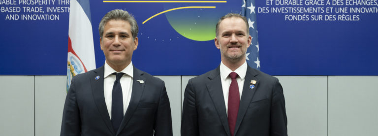 Comex califica como "muy positivo" diálogo con EE. UU. en encuentro bilateral durante la reunión ministerial de la OCDE