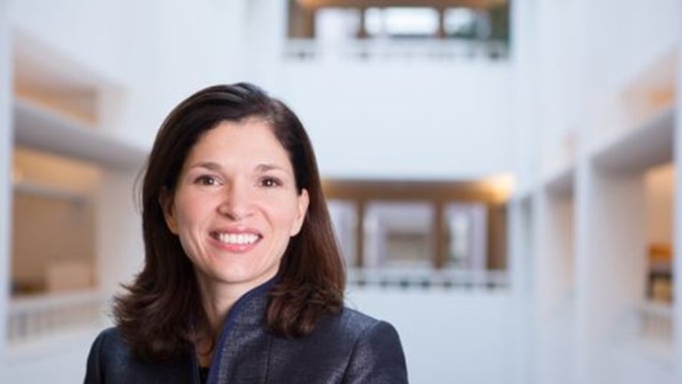 Costarricense Laura Alfaro es nombrada como economista jefe del BID