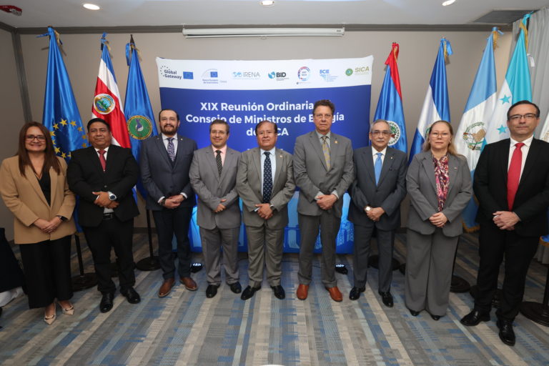 Ministros de Energía del SICA reafirman compromiso con el Mercado Eléctrico Regional