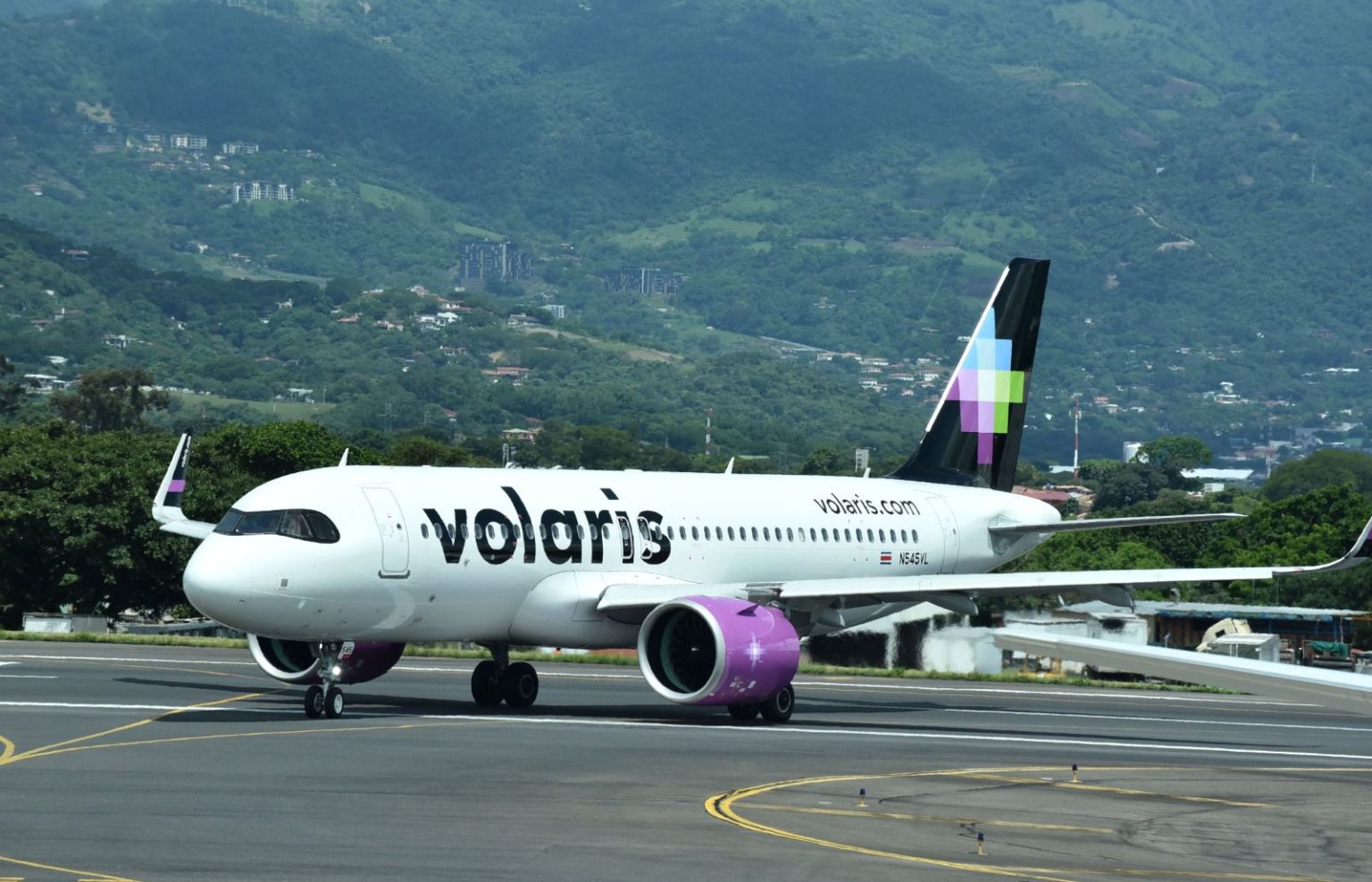Imagen principal del artículo: Volaris anuncia nuevas rutas que conectan a Costa Rica con Orlando, Miami y Tulum