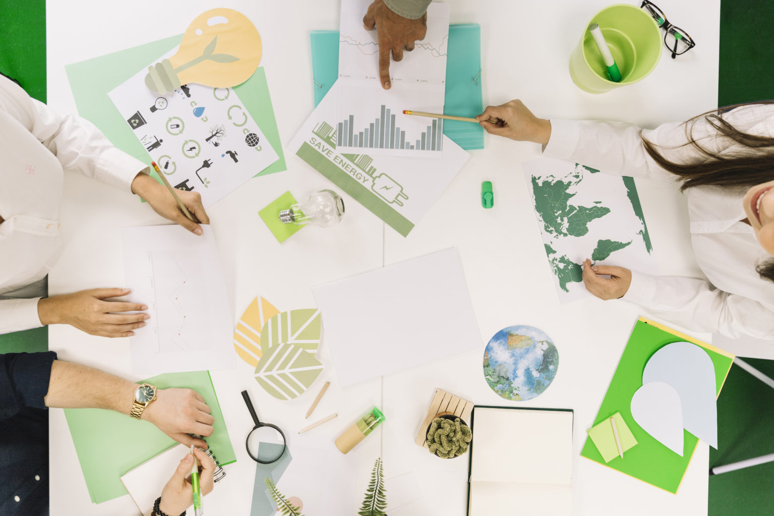Imagen principal del artículo: 15 tips de ecoeficiencia que cuidan el ambiente y su bolsillo