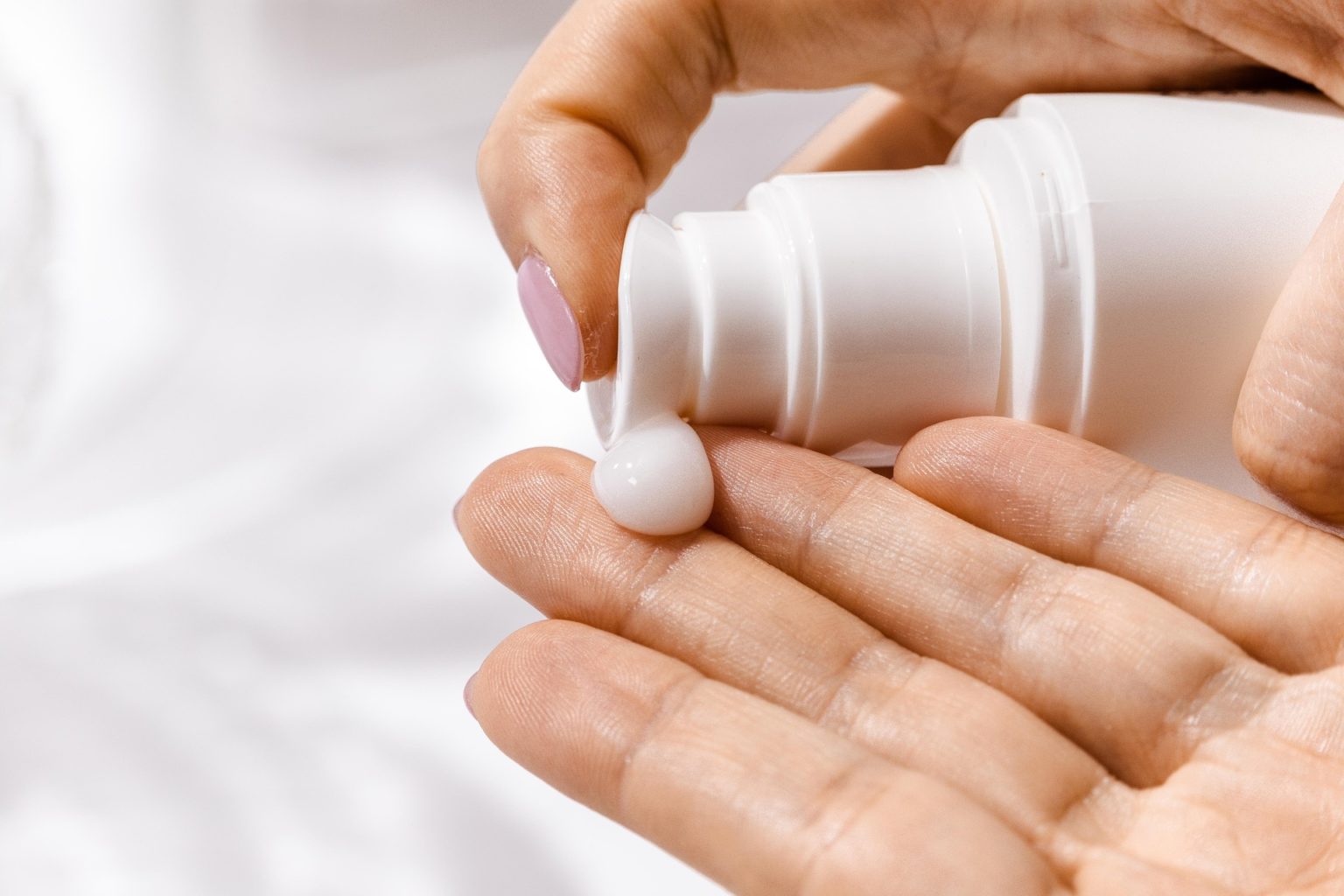 Imagen principal del artículo: Asoderma recuerda que la radiación ultravioleta también se debe bloquear en el invierno para prevenir el cáncer de piel