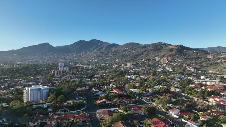 Salud e Instituto Meteorológico firman convenio para monitoreo de la calidad del aire
