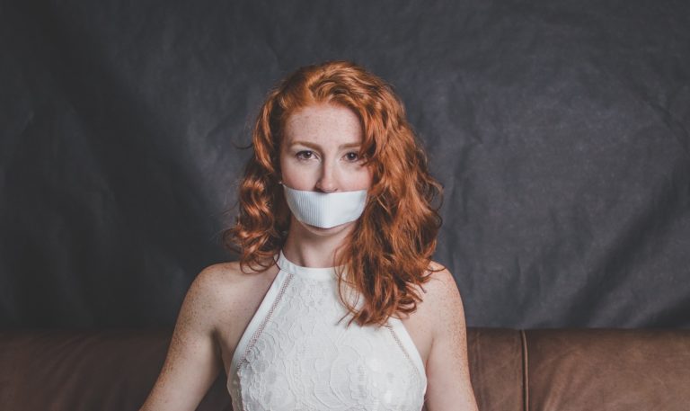 La democracia que no nos enseñaron: juventud sin voz en tiempos de populismo