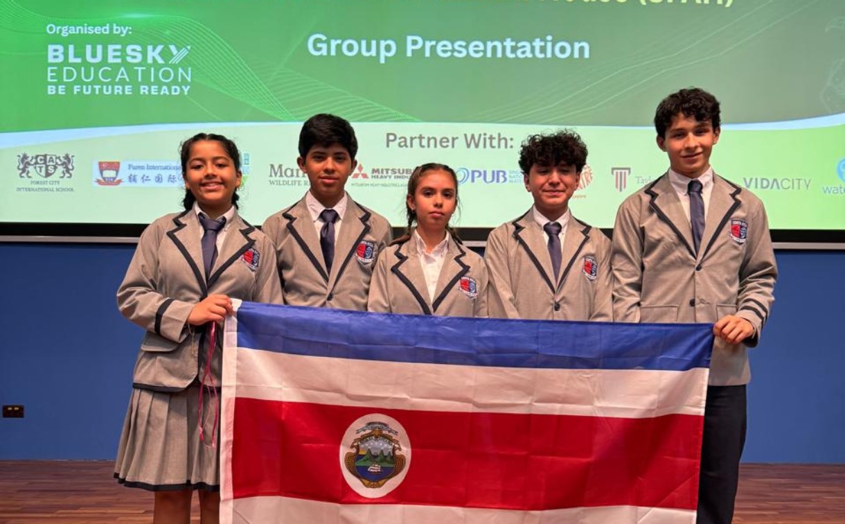 Imagen principal del artículo: Jóvenes costarricenses brillan en competencia global de tecnología sostenible en Singapur