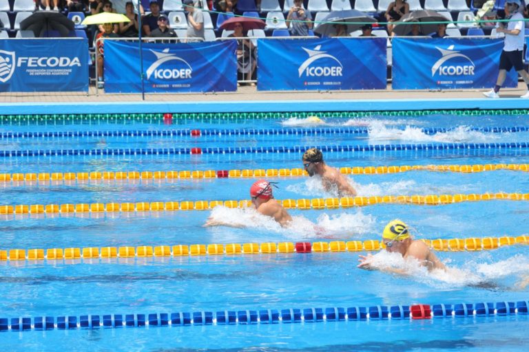 Colegio de Psicólogos pide fortalecer protocolos en el deporte ante denuncias de abusos en la natación