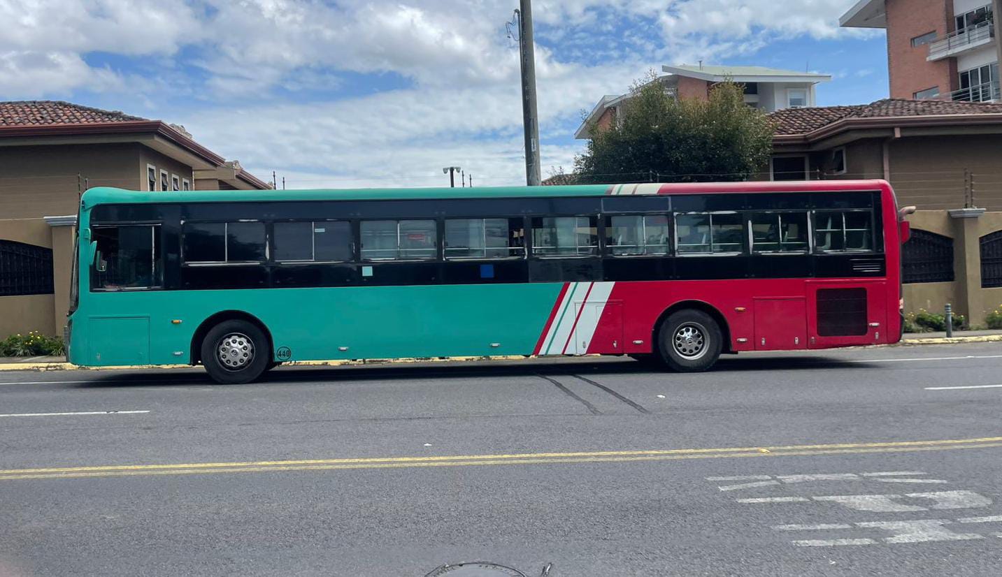 Imagen principal del artículo: Ruta de autobús de San José a Cipreses de Curridabat extiende su recorrido hasta Aleste