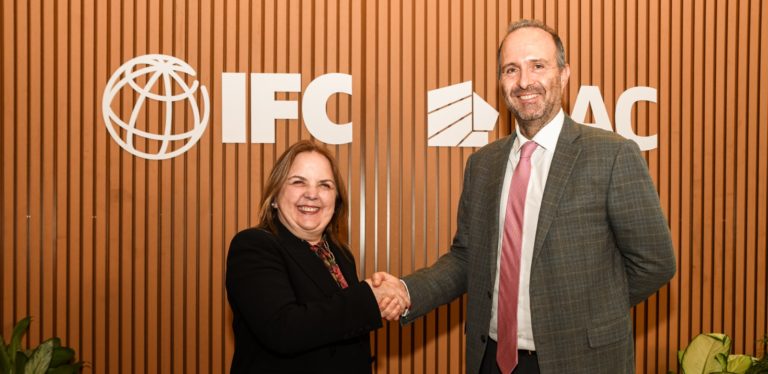 IFC firma acuerdo de préstamo con BAC Costa Rica para continuar impulsando a mipymes de mujeres y proyectos sostenibles