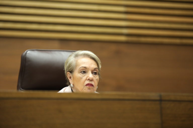 Gloria Navas arremete contra Fabricio Alvarado: "No se atreva a utilizar mi nombre más"