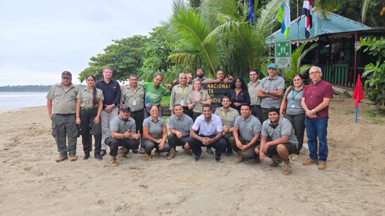 Premio Blue Park ganado en la UNOC 3 llega al Parque Nacional Cahuita