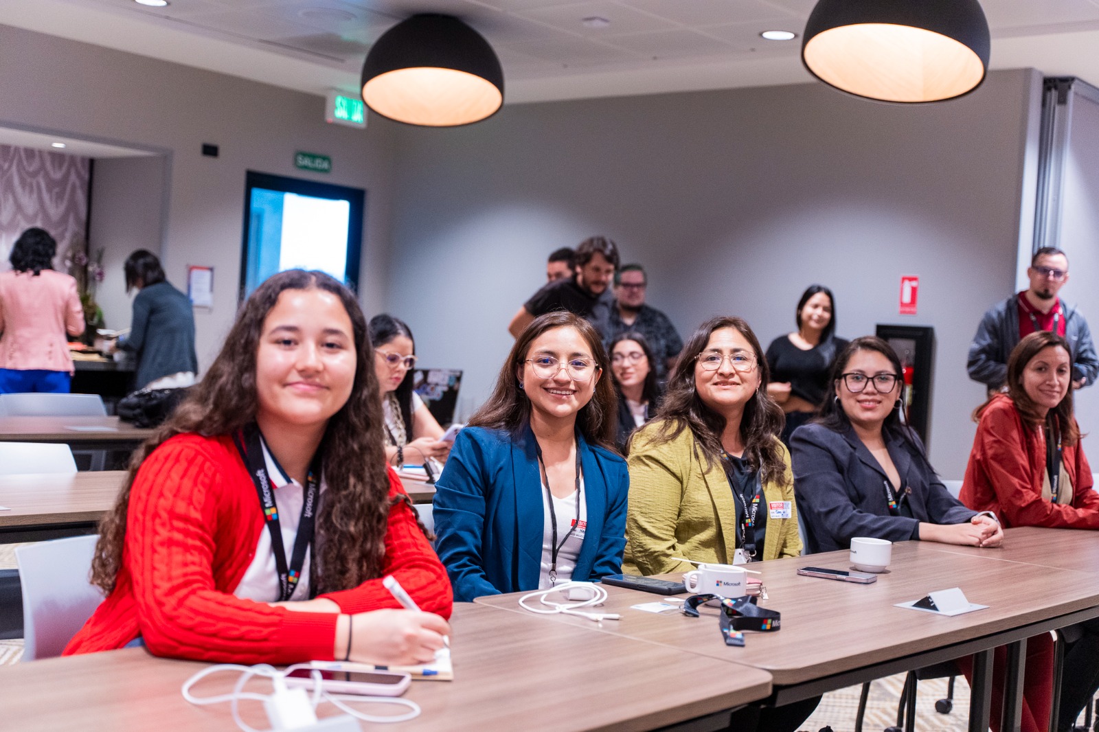 Imagen principal del artículo: INCAE lanza segunda edición del programa Women on the Move para impulsar el talento femenino en América Latina