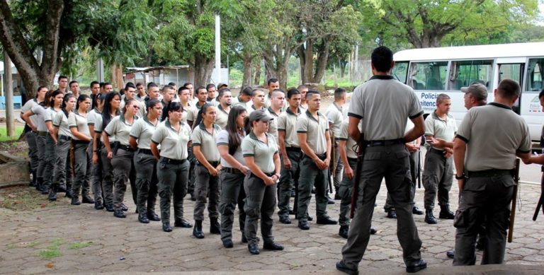 Defensoría estima un faltante de 2722 policías en centros penitenciarios