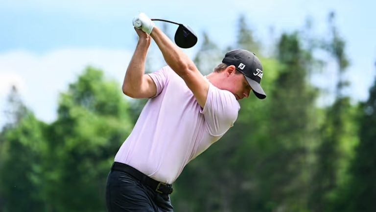 Golfista Paul Chaplet deja en alto a Costa Rica en el arranque del torneo canadiense Osprey Valley Open