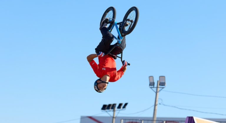 Rider costarricense Derek Solano brilla en Rusia con doble podio en el World Kardo