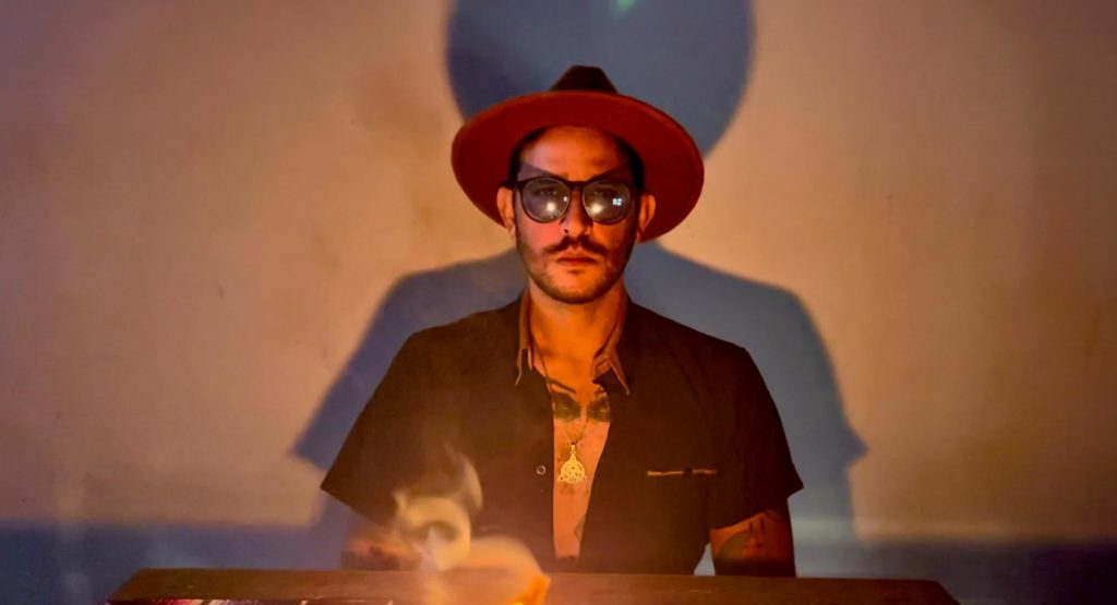 Beto Castillo aborda la ansiedad en su nuevo video: "Zárate"