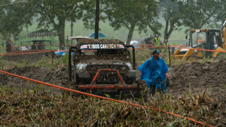 Autocross encendió San Carlos con una jornada llena de barro, potencia y emoción
