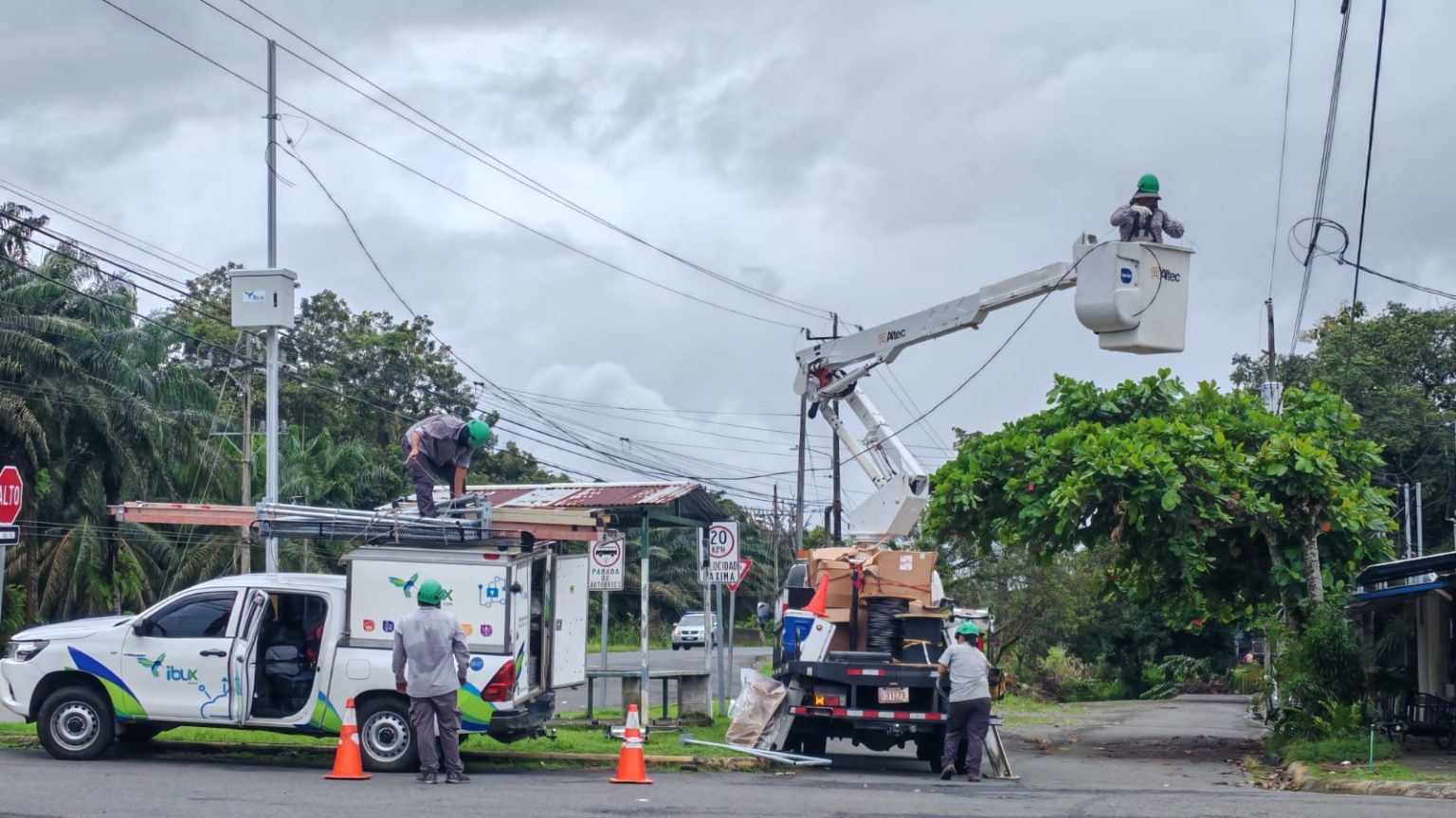 Imagen principal del artículo: Quepos refuerza su seguridad con nuevo sistema de video seguridad y policía municipal