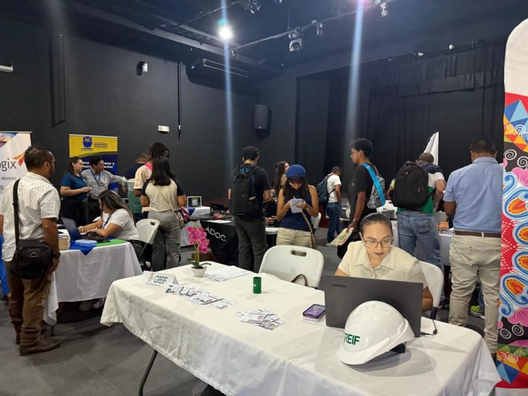 Feria de empleo en Desamparados ofrecerá 900 puestos de trabajo