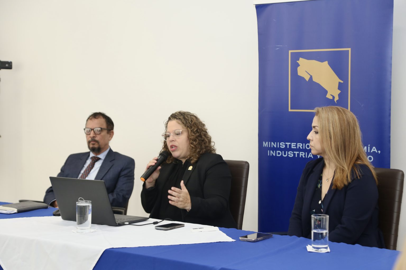 Imagen principal del artículo: MEIC advierte sobre prácticas irregulares en garantías e información en tiendas tipo “outlets”
