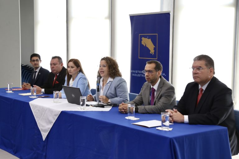 Expopyme en Poás apoyará comercios afectados por emergencia del Volcán Poás