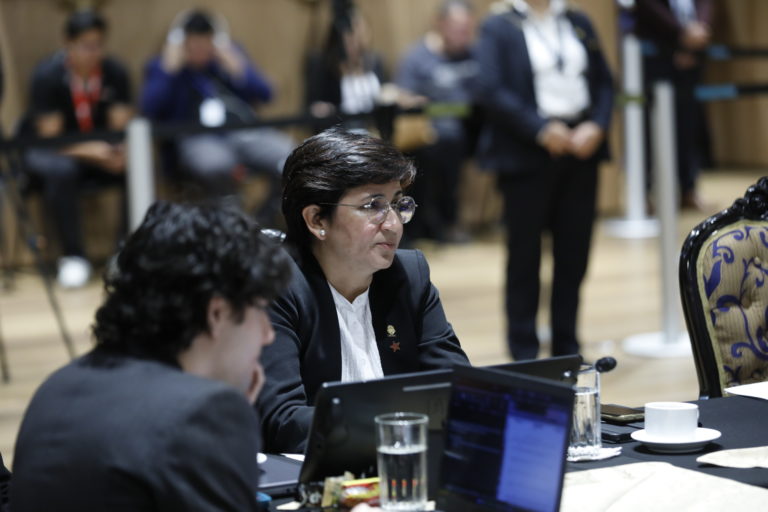 Rocío Alfaro interpone medida cautelar por negativa del Ejecutivo a juramentarla como representante sindical ante la CCSS