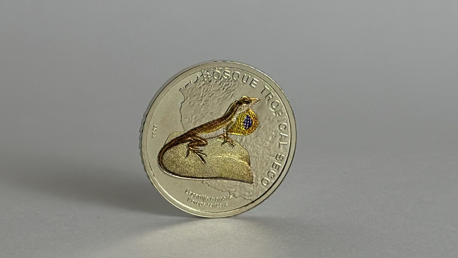 Imagen principal del artículo: Nueva moneda de colección: Ejemplar de 50 colones destaca la fauna costarricense