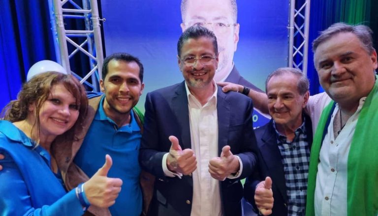 Pueblo Soberano arranca con el pie izquierdo