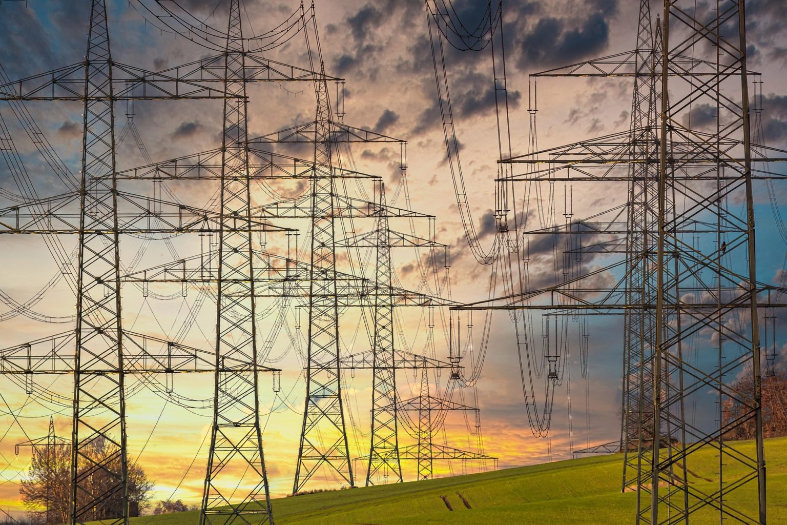 Imagen principal del artículo: Consejo del ICE aprueba destinar $400 millones para una nueva planta térmica