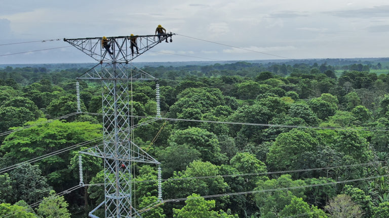 ICE invertirá $1.000 millones para modernizar y expandir red nacional de transmisión eléctrica