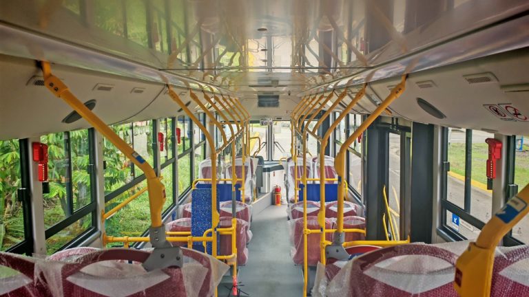 Costa Rica reafirma liderazgo en movilidad sostenible con integración de 25 autobuses eléctricos al transporte público   