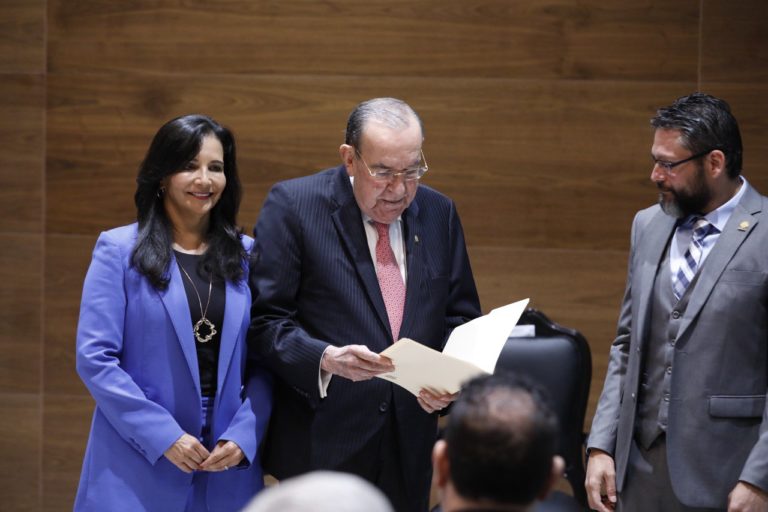 Hacienda presenta proyecto de Presupuesto Nacional 2026 por 12.79 billones