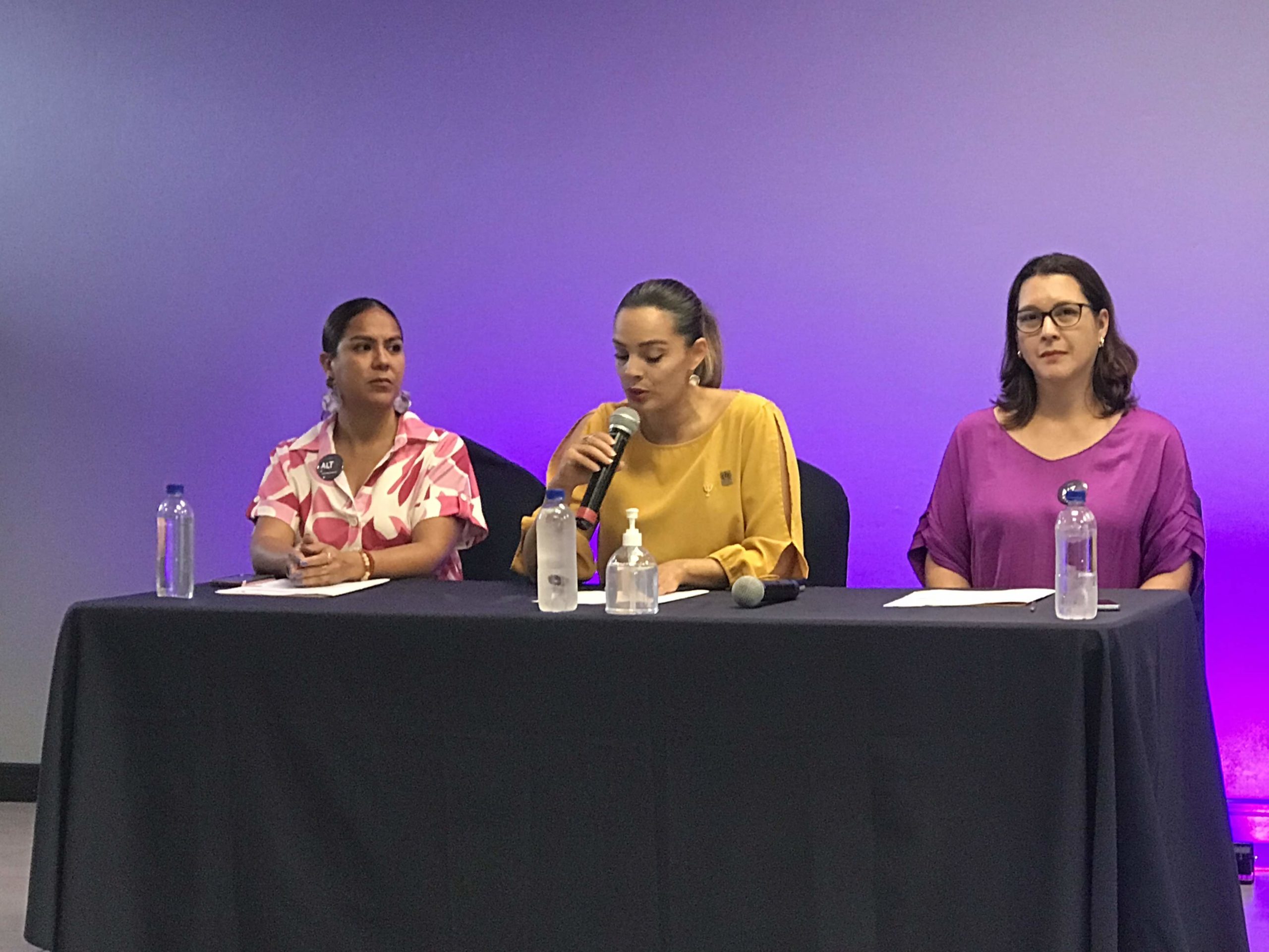 Imagen principal del artículo: Lanzan campaña para prevenir bullying y ciberbullying en centros educativos