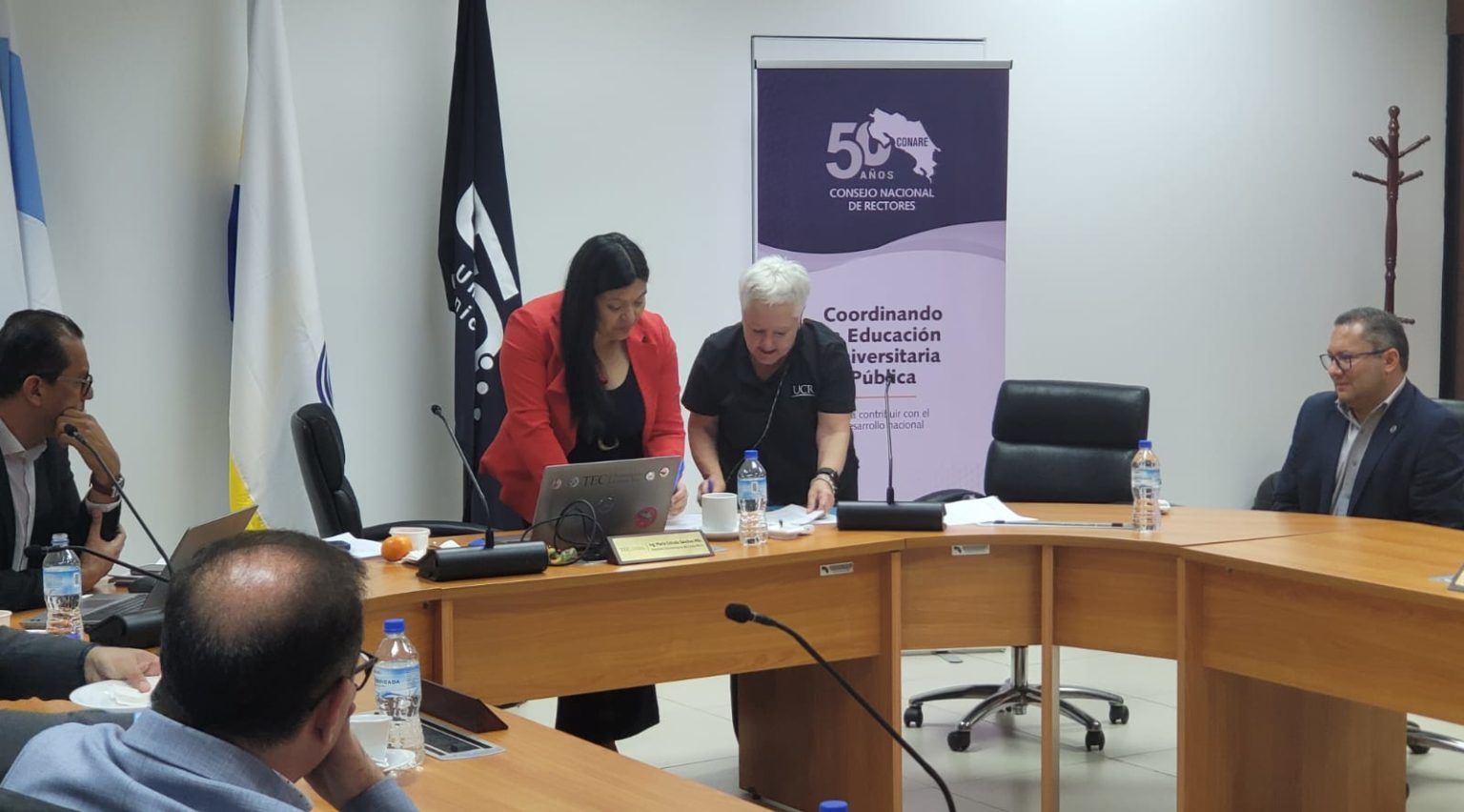 Imagen principal del artículo: Conare anula acuerdo de distribución del FEES ante protesta de la UCR