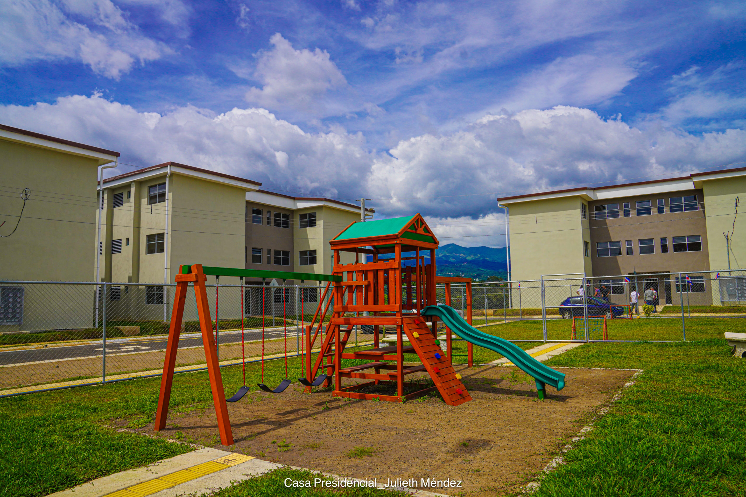 Imagen principal del artículo: Sala IV: Municipalidad de Naranjo violó derecho al agua al no conectar líquido a Condominio La Esperanza