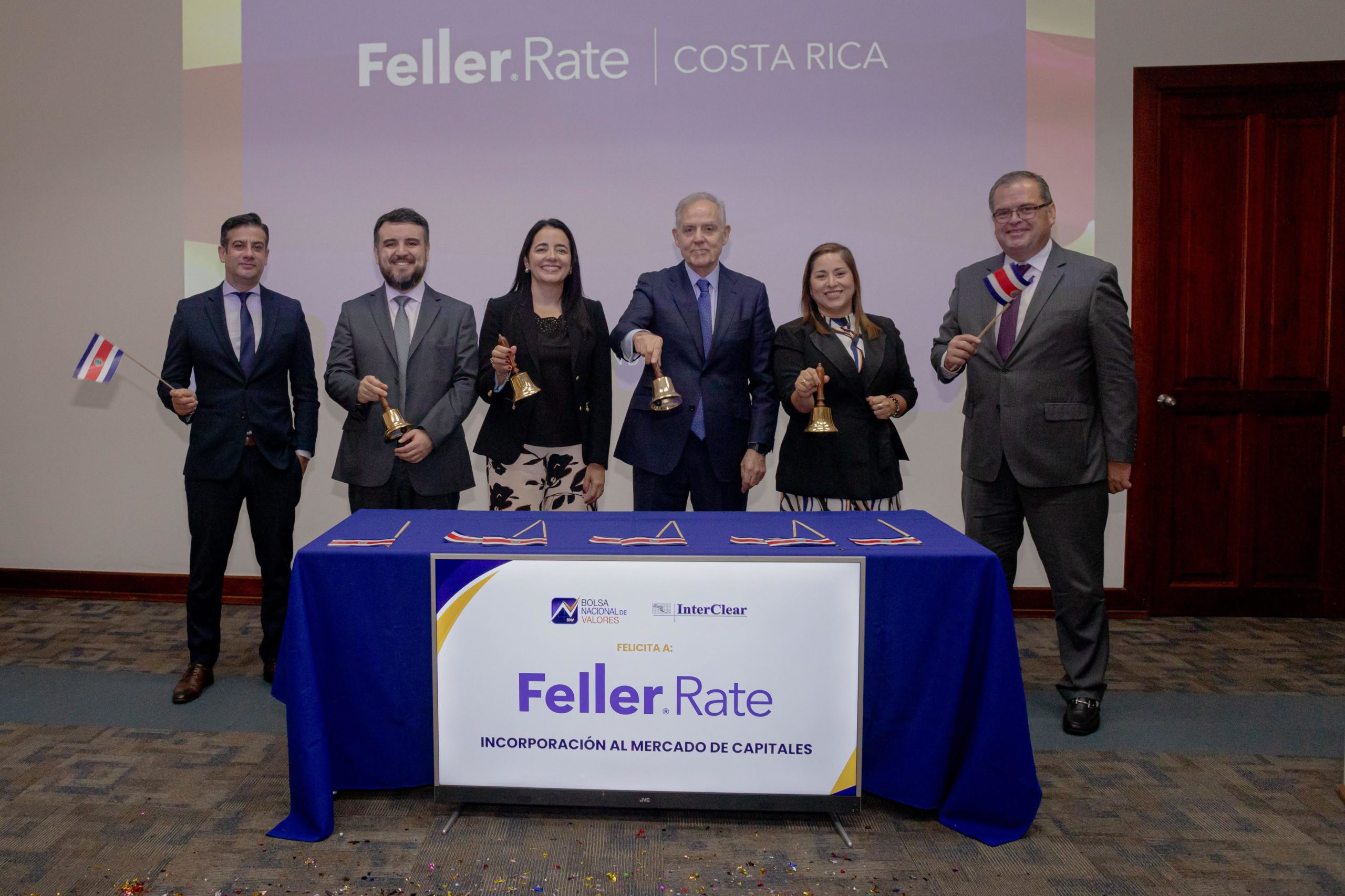 Imagen principal del artículo: Feller Rate ‘toca la campana’ en la Bolsa Nacional de Valores por su incorporación al mercado de capitales costarricense