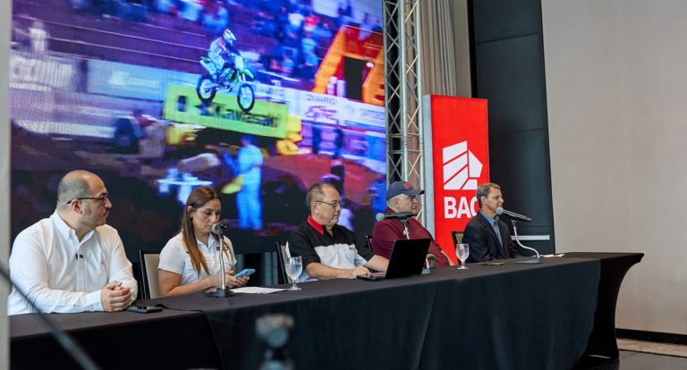 X-Knights revoluciona su formato con la incorporación de las carreras Supercross