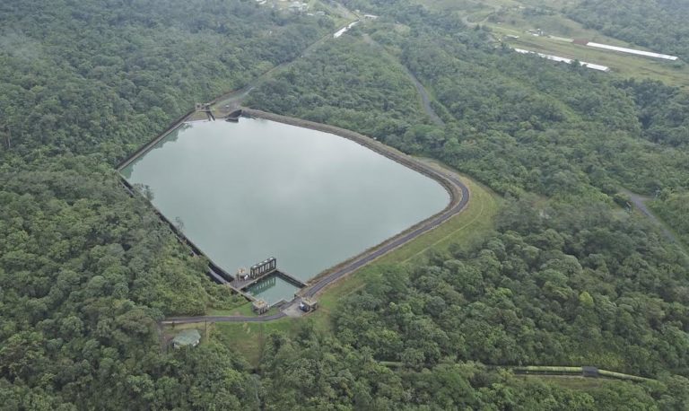 ICE realiza maniobras de mantenimiento en el Complejo Hidroeléctrico Toro