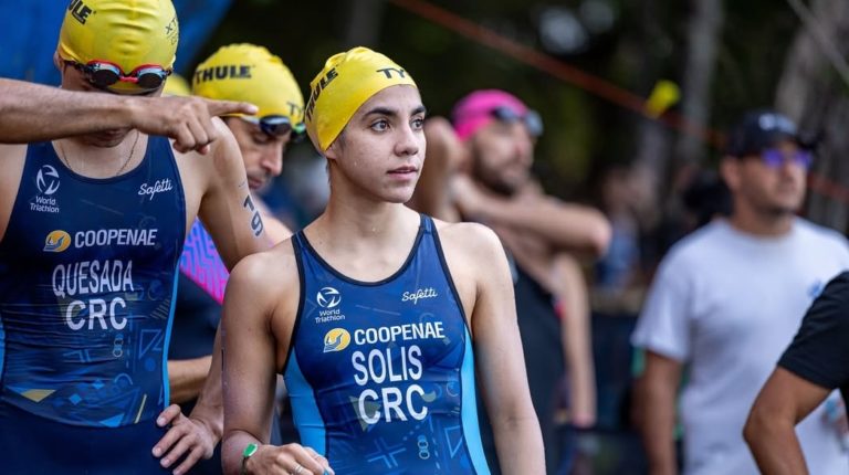 Triatleta tica Raquel Solís debutó en Mundial XTERRA con un undécimo lugar en Italia