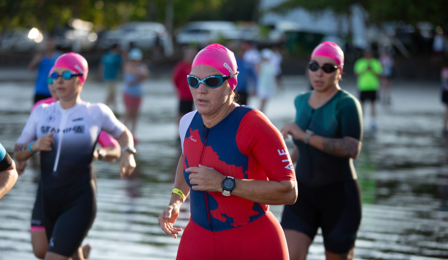 Imagen principal del artículo: Jacó fue sede del primer Triatlón Femenino kölbi Kivelix