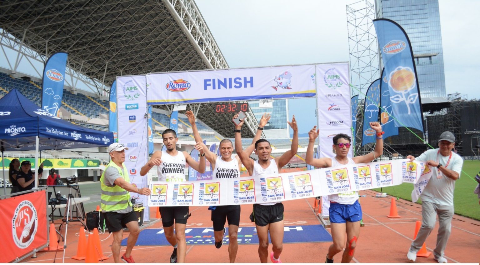 Imagen principal del artículo: Arranca la cuenta regresiva de la tradicional XXIX Maratón Internacional San José Costa Rica