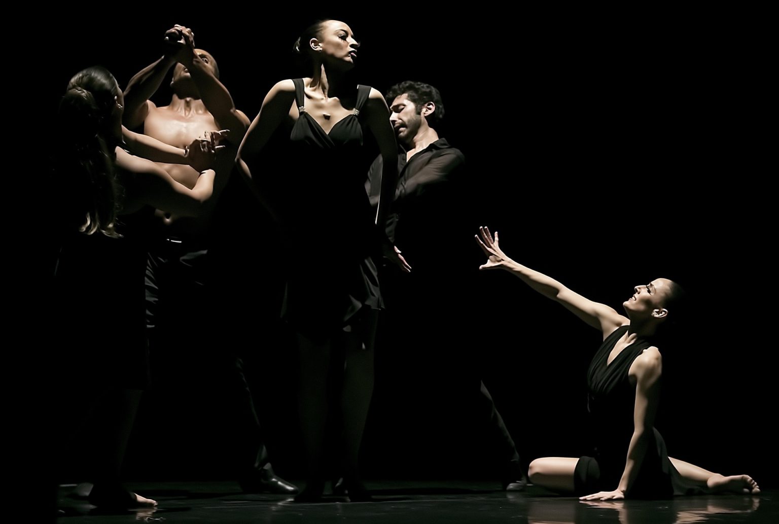 Imagen principal del artículo: Festival de danza contemporánea “Deseleccionados” se realizará del 29 de octubre al 2 de noviembre