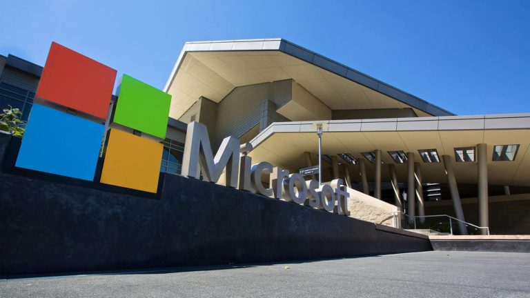 Microsoft corta servicios a unidad militar israelí tras denuncias de espionaje masivo