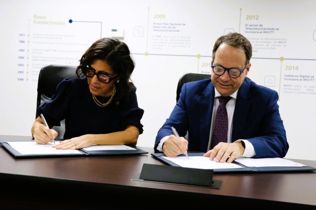 Nuevo acuerdo fortalecerá la conectividad y la cooperación científica de Costa Rica con Europa