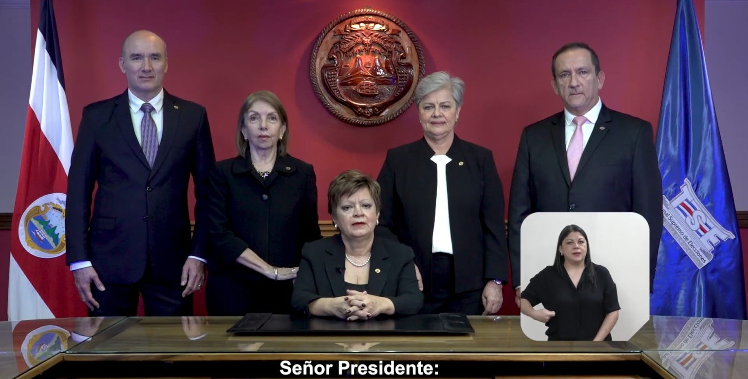 Imagen principal del artículo: Presidenta del TSE responde a Chaves: "Está amenazando la paz y la estabilidad política del país"