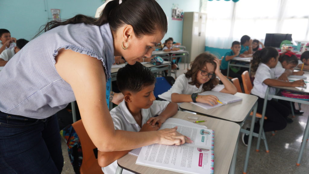 ADA celebra 25 años promoviendo el aprendizaje y presenta su Informe de Impacto 2024